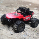 MGRC rechargeable alloy remote control car toy four-way 2.4G wireless remote control 1:18 off-road climbing car model - Image 5